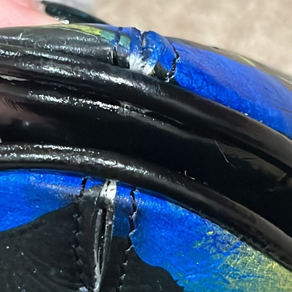 Multicolor Crossbody Bag - Picture 11 of 12